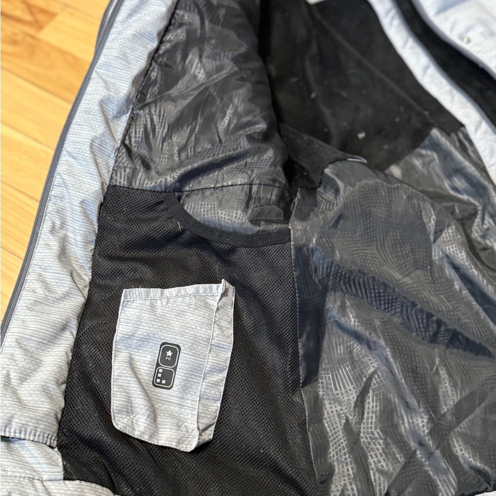 Free Country Black and White Jacket - Picture 6 of 11